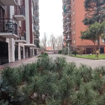 Michele Flat - Parcheggio - 10 Min Da Centro Διαμέρισμα